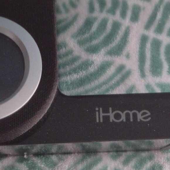 iHome Alarm Set - Picture 2 of 9